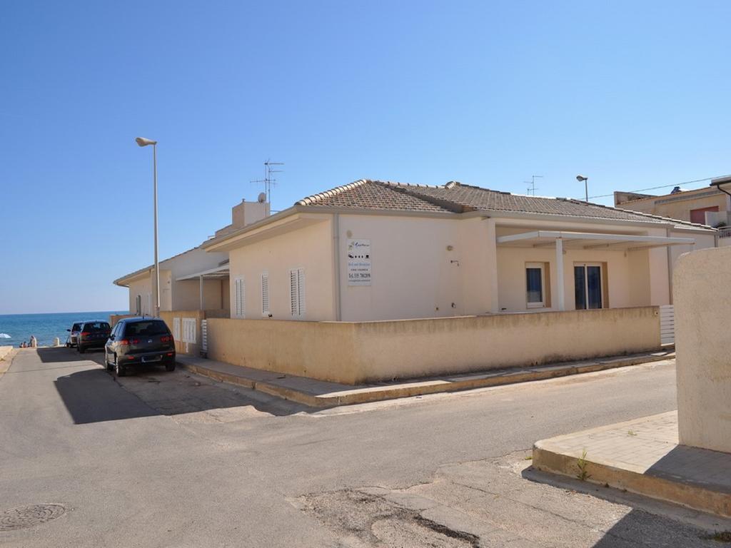 Sagittarius Mare Leilighet Marina di Ragusa Eksteriør bilde